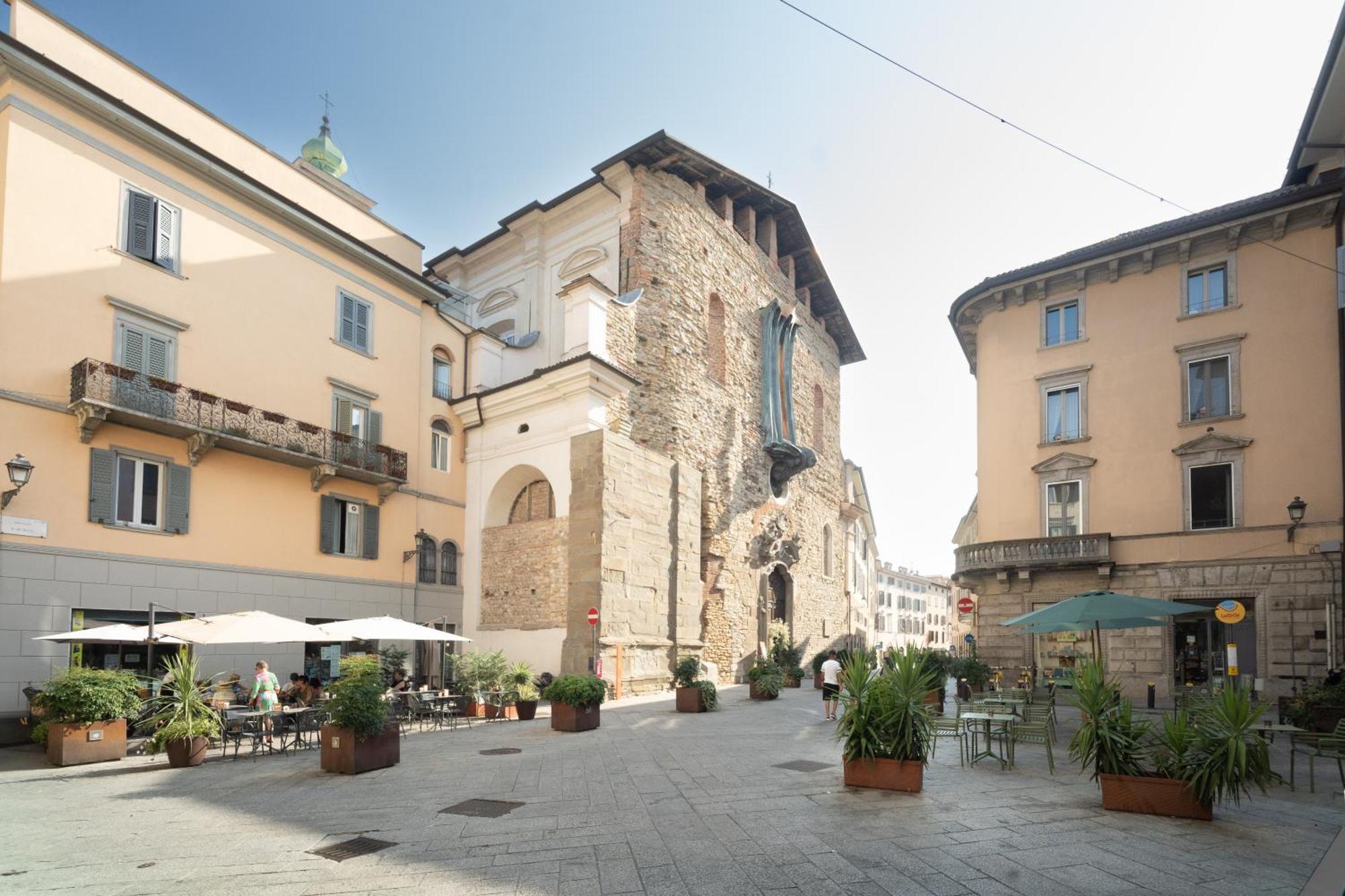 Ladolcevita1445 * Bergamo